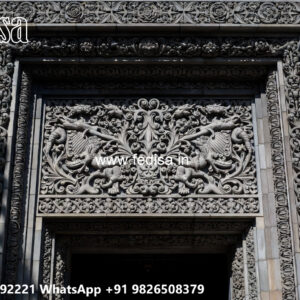 Classic Villa Design with Decorative Exterior Features No-4037