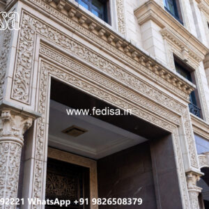 Classic House Design with Beautiful Staircase Ideas No-4230