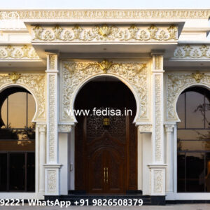 Classic House Design with Elegant Front Yard Ideas No-4248