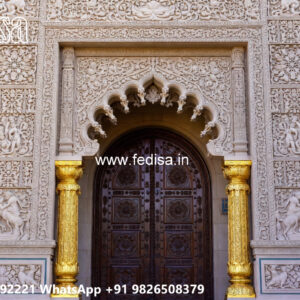 Classic House Design with Stylish Royal Interiors No-4288