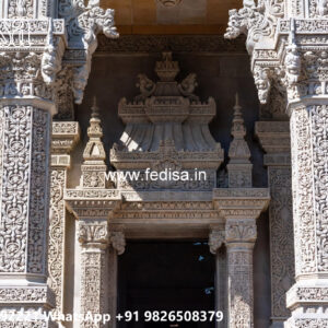 Classic House Design with Elegant Exterior Architecture No-4654