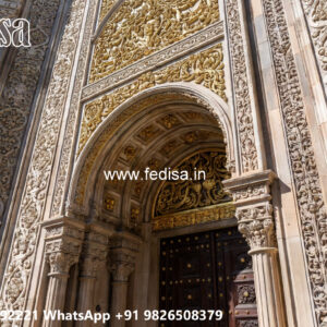 Classic House Design with Rich Architectural Beauty No-4667