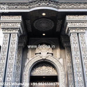 Classic House Design with Elegant Entryway Decor No-4722