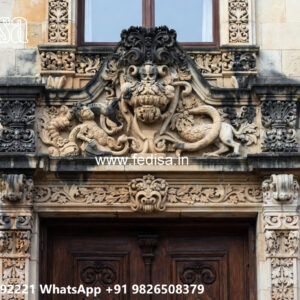 Classic House Design with Beautiful Front Elevation No-4728