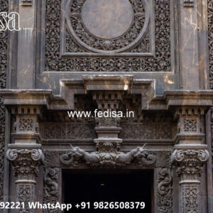 Classic House Design with Timeless Exterior Charm No-4760