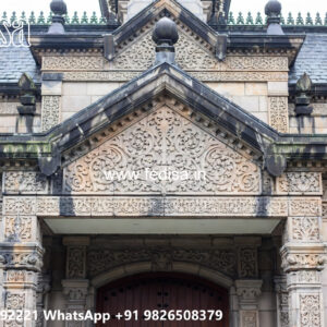 Classic Villa Design with Artistic Wall Decor Ideas No-4912