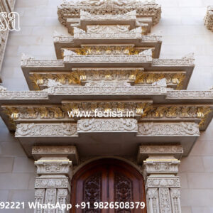 Classic House Design with Rich Wooden Interiors No-5145