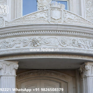 Classic House Design with Elegant Outdoor Lighting No-5164
