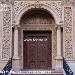 Classic House Design with Stunning Architectural Details No-5189