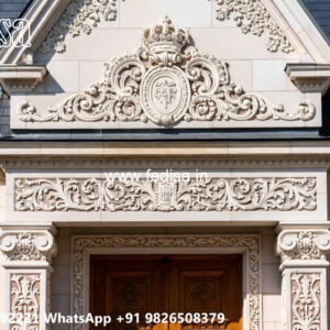 Classic Villa Design with Stylish Balcony Concepts No-5262
