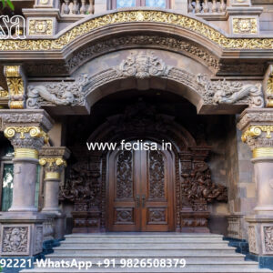 Classic Villa Design with Decorative Wooden Details No-5318