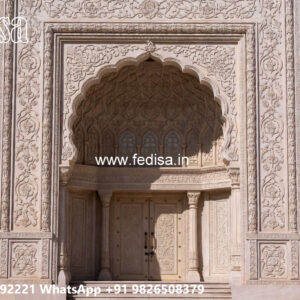 Classic House Design with Royal Decorative Details No-5626