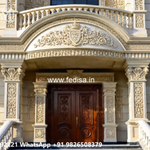 Classic House Design with Stylish Royal Interiors No-5638