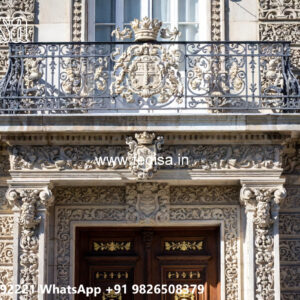 Classic House Design with Stunning Outdoor Beauty No-5673