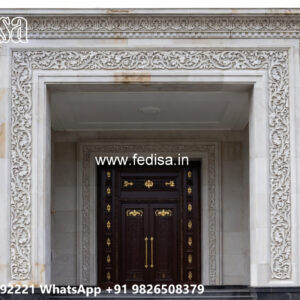Classic House Design with Timeless Royal Elegance No-5690