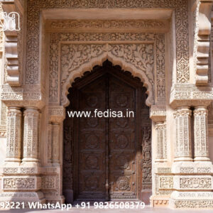 Classic House Design with Elegant Vintage Interiors No-5692