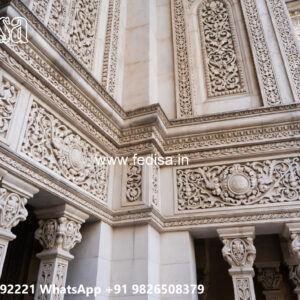 Classic Villa Design with Beautiful Luxury Bedrooms No-5789