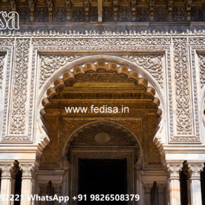 Classic House Design with Grand Front Elevation No-6010
