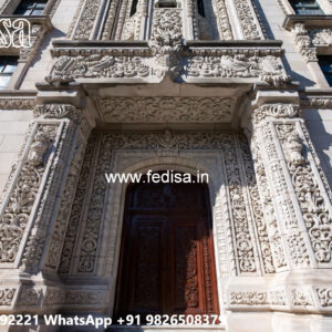Classic House Design with Beautiful Family Spaces No-6144