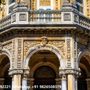 Classic House Design with Elegant Balcony Concepts No-6464