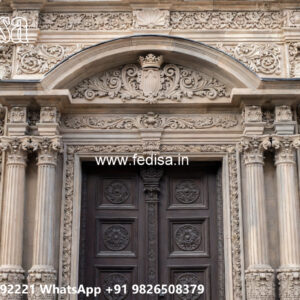 Classic House Design with Luxury Bedroom Interiors No-6478