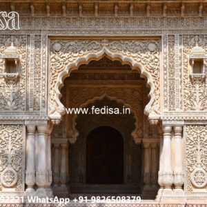 Classic Villa Design with Spacious Family Living Areas No-6686