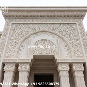 Classic House Design with Modern Traditional Blend No-6908