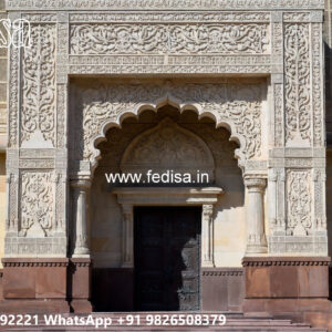 Classic House Design with Rich Wooden Interiors No-6945