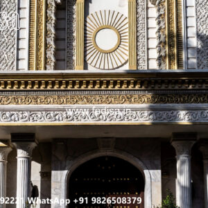 Classic House Design with Elegant Decorative Walls No-7470