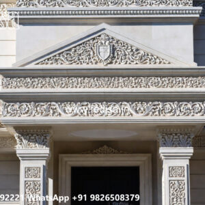 Classic House Design with Rich Traditional Charm No-7486
