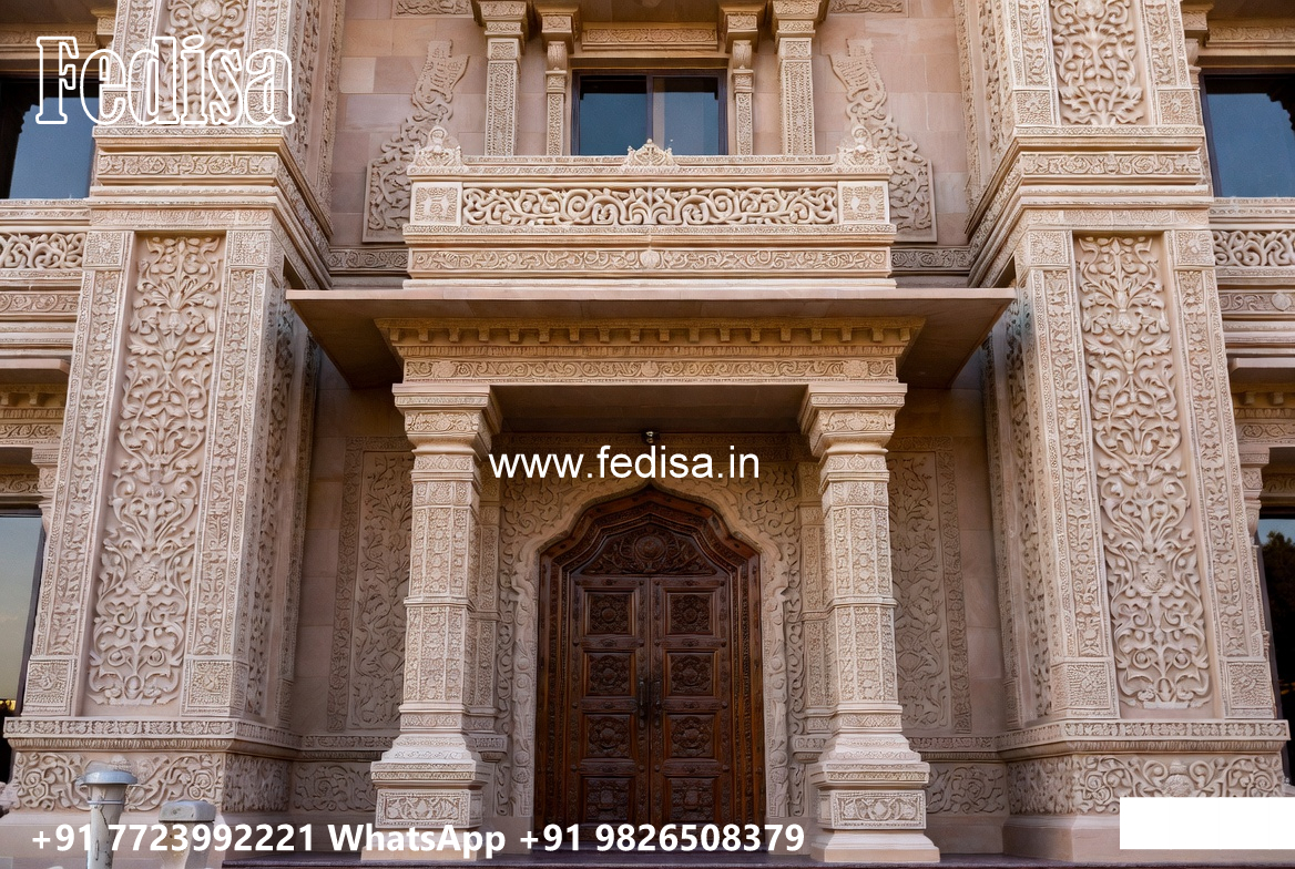 Classic House Design with Beautiful Staircase Ideas No-7830